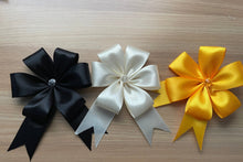 Load image into Gallery viewer, ribbon flower accessories grab bag
