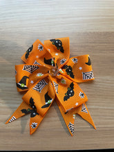 Load image into Gallery viewer, Halloween flower ribbon accessory grab bag
